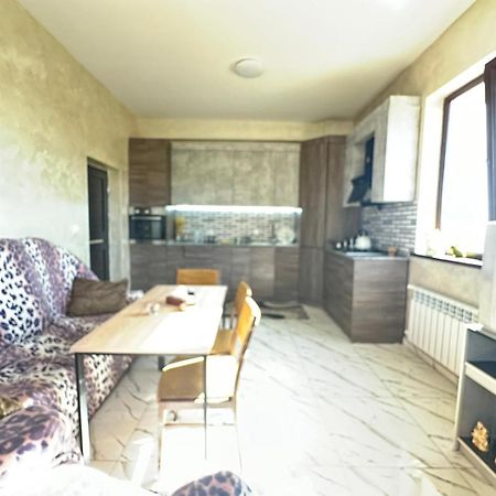 Abo Yerevan Exterior foto
